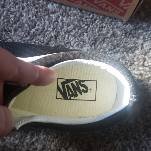 ❄️HP!!!❄️ Black Vans Old Skool V size 11.5 mens - Picture 4 of 8
